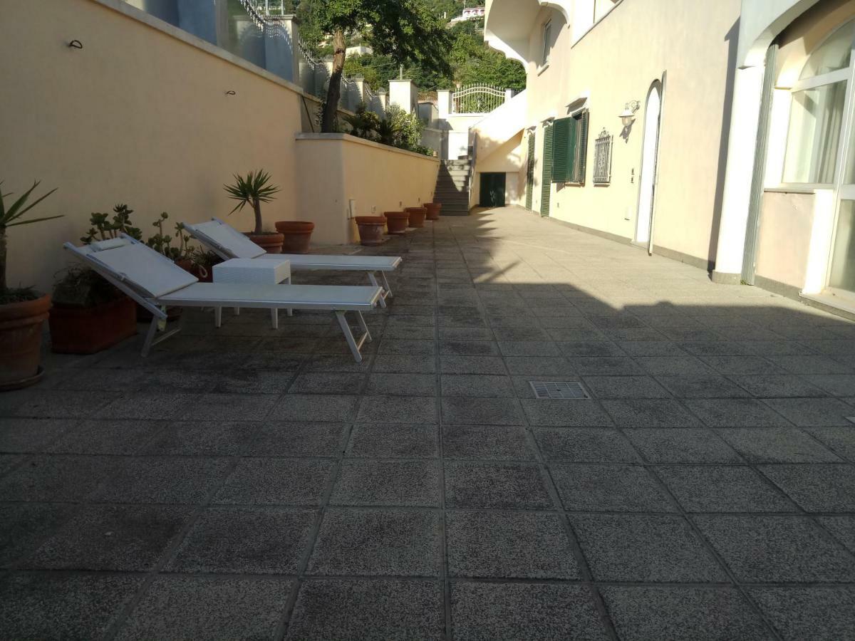 איסקיה Villa Pithecusa מראה חיצוני תמונה